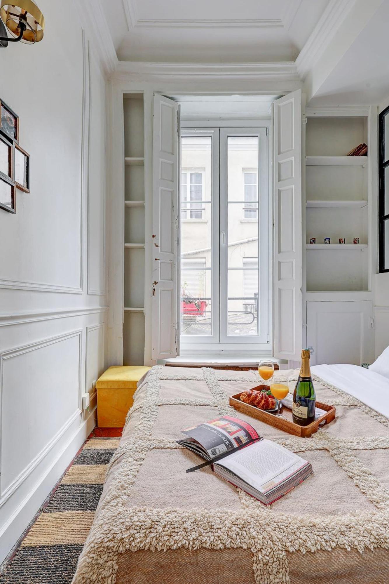 Eiffel Tower & Invalides - 1Br - Cityapartmentstay Parigi Esterno foto